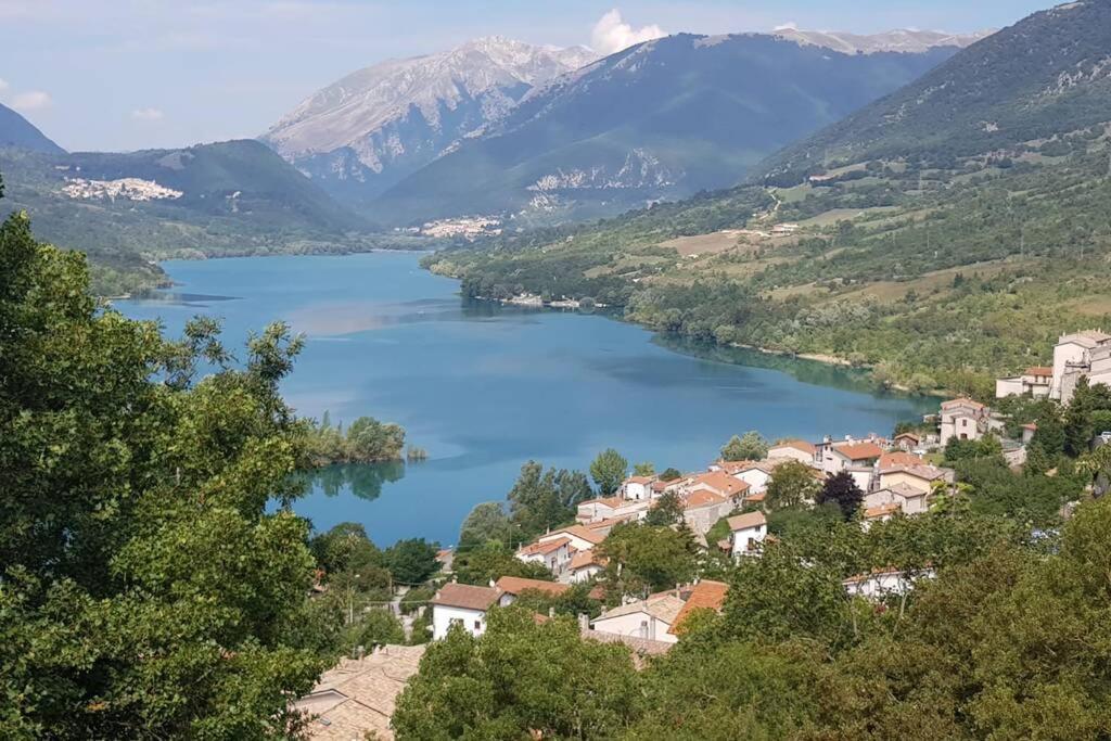 Appartamento Borgo Delle Ginestre Pescasseroli Esterno foto